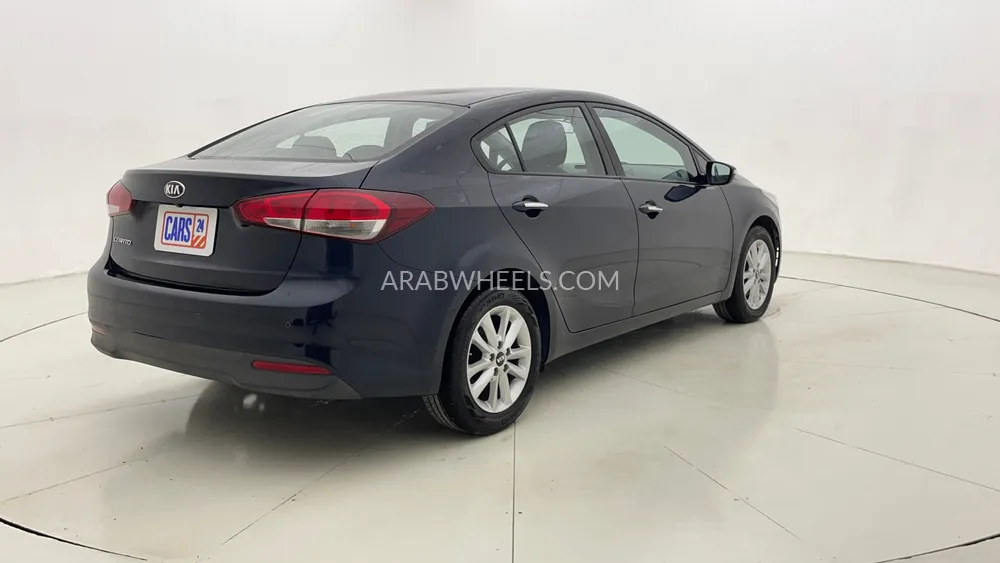 Kia Cerato 2018 for Sale in Dubai Image-3