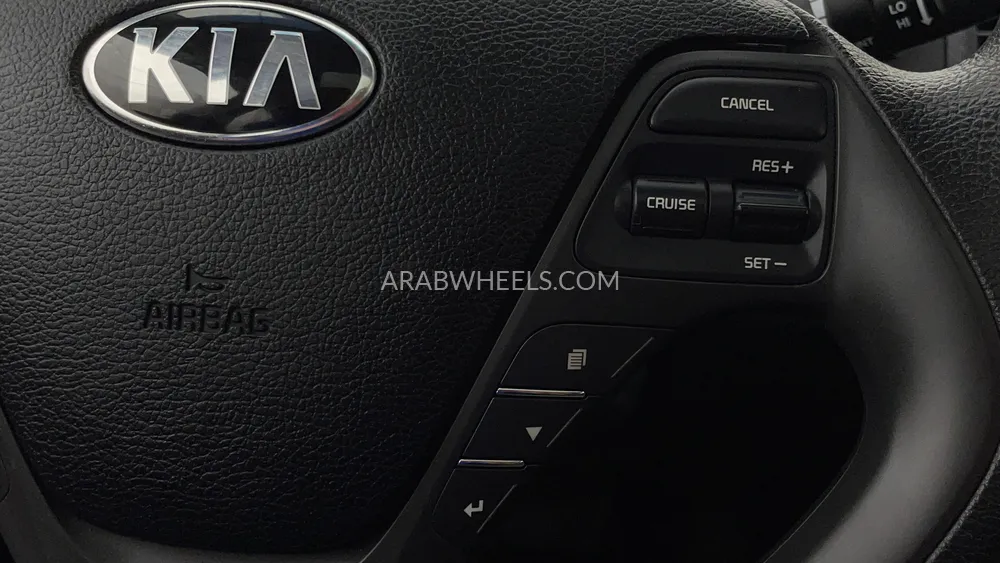 Kia Cerato 2018 for Sale in Dubai Image-20