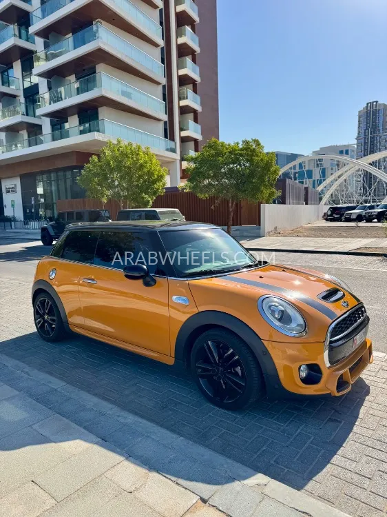 ميني كوبر 2018 for Sale in أبو ظبي Image-5
