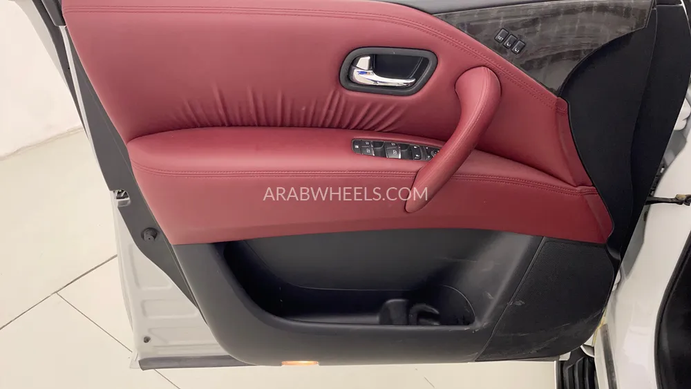 نيسان باترول 2024 for Sale in دبي Image-21