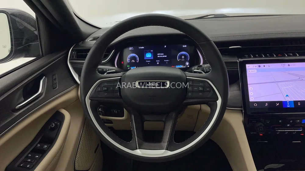 Jeep Grand Cherokee 2023 for Sale in Dubai Image-19