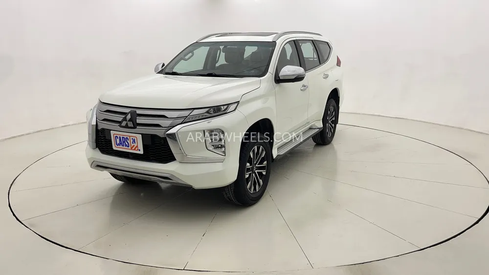 Mitsubishi Montero Sport 2022 for Sale in Dubai Image-7