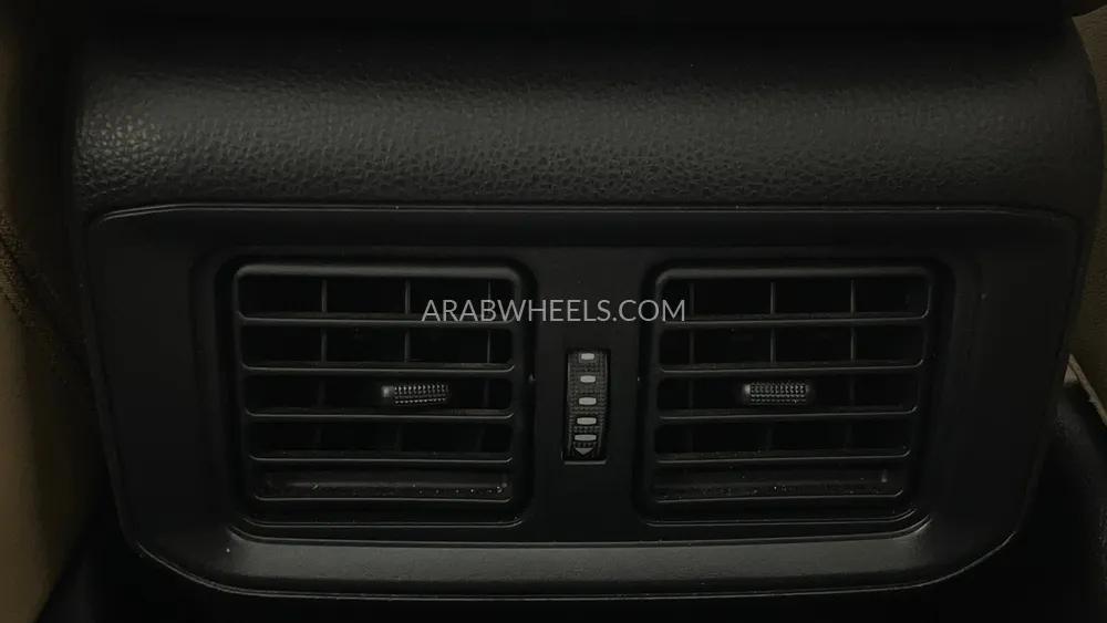 تويوتا راف 4 2023 for Sale in دبي Image-25