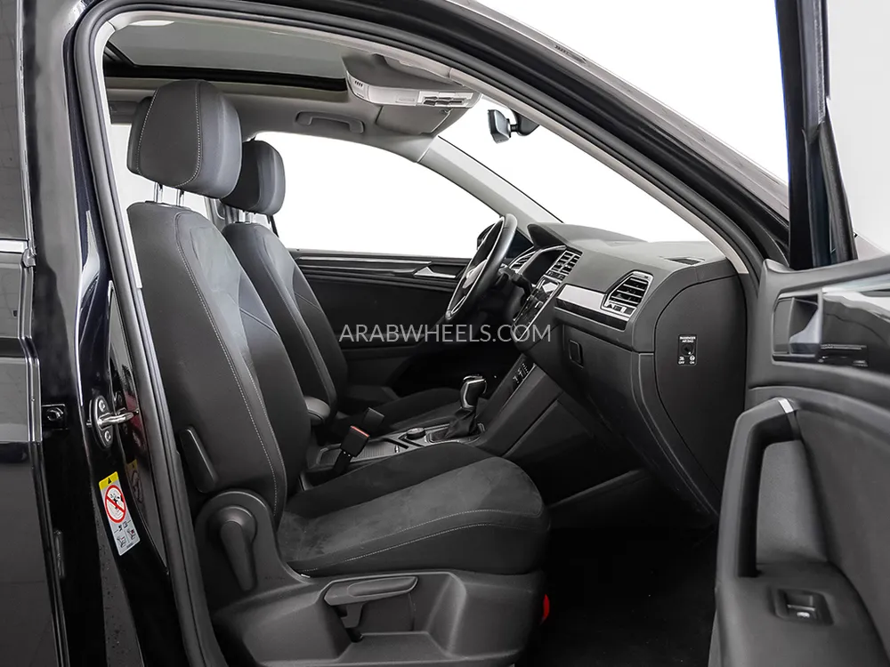 Volkswagen Tiguan 2021 for Sale in Dubai Image-8
