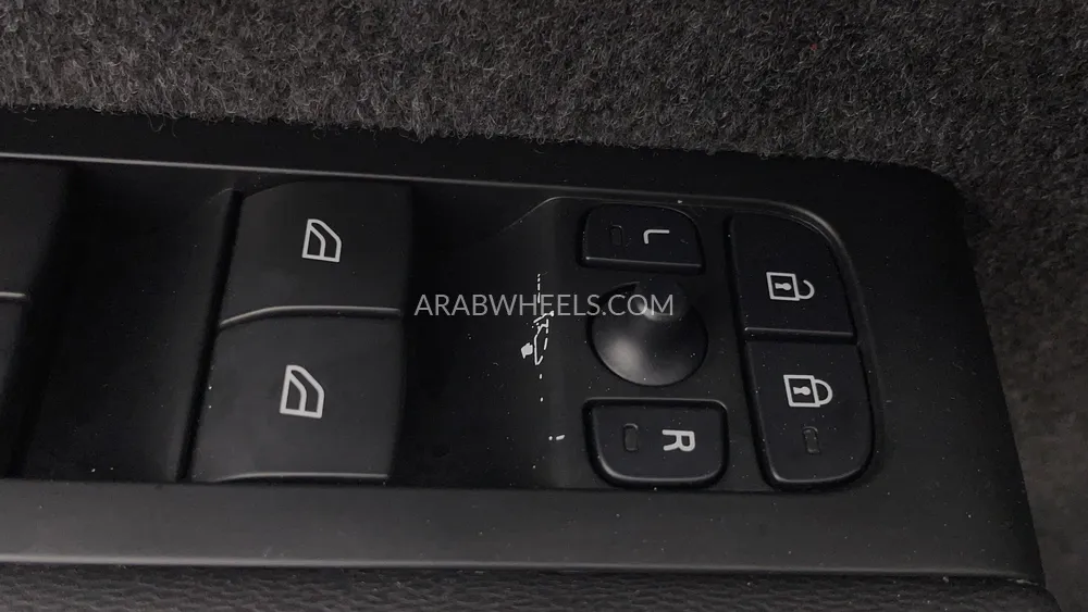 Volvo XC40 2022 for Sale in Dubai Image-47