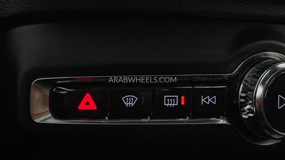 Volvo XC40 2022 for Sale in Dubai Image-50