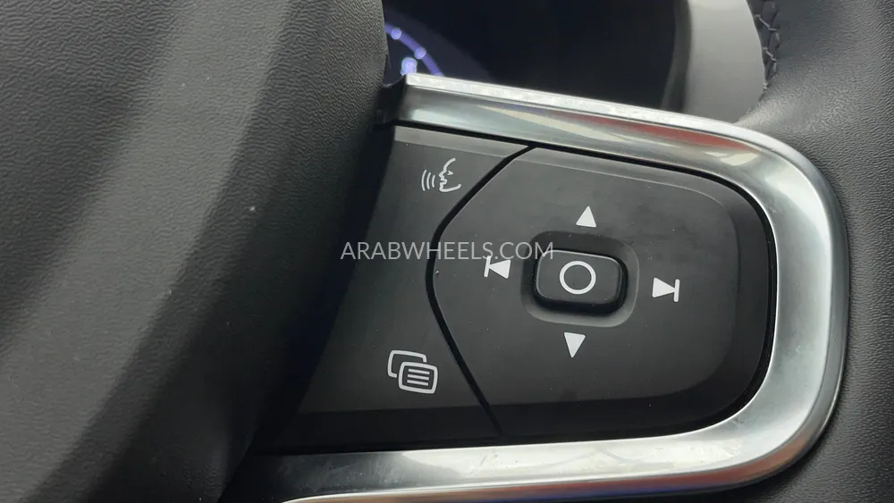 Volvo XC40 2022 for Sale in Dubai Image-51