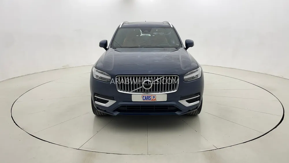 Volvo XC90 2023 for Sale in Dubai Image-8