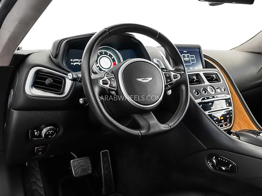 Aston Martin DB11 2018 for Sale in Dubai Image-7