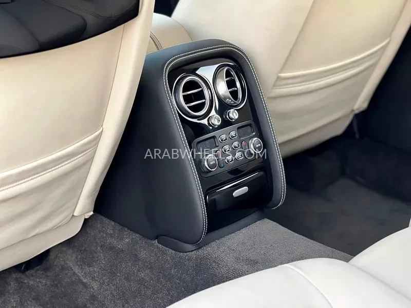 Bentley Flying Spur 2013 for Sale in Sharjah Image-4