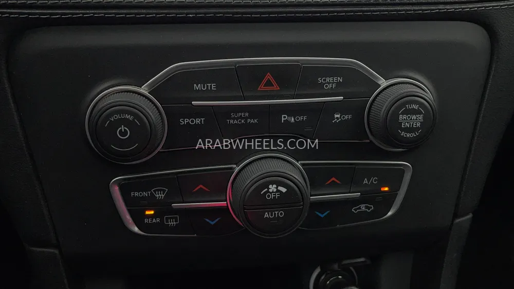 Dodge Charger 2023 for Sale in Dubai Image-49
