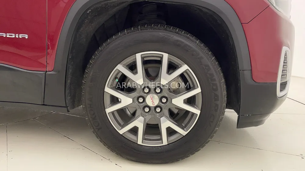 GMC Acadia 2020 for Sale in Dubai Image-10