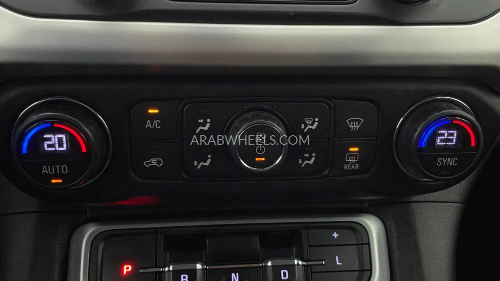 GMC Acadia 2020 for Sale in Dubai Image-43
