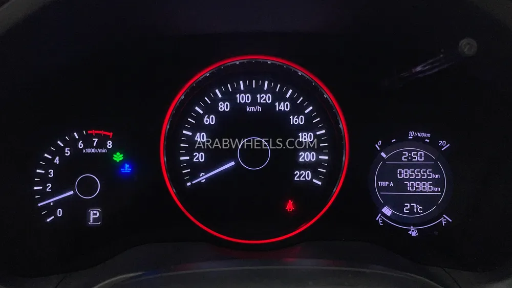 Honda HR-V 2019 for Sale in Dubai Image-13