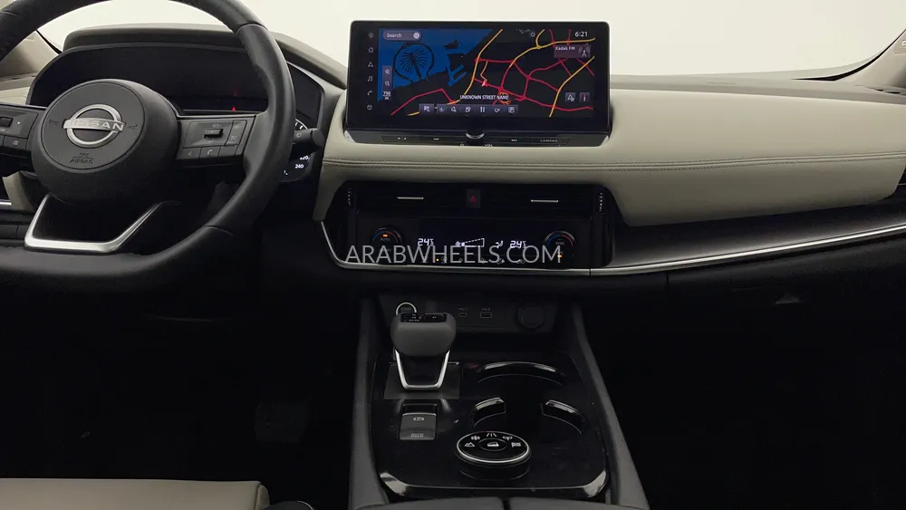 نيسان إكس تريل 2023 for Sale in دبي Image-14
