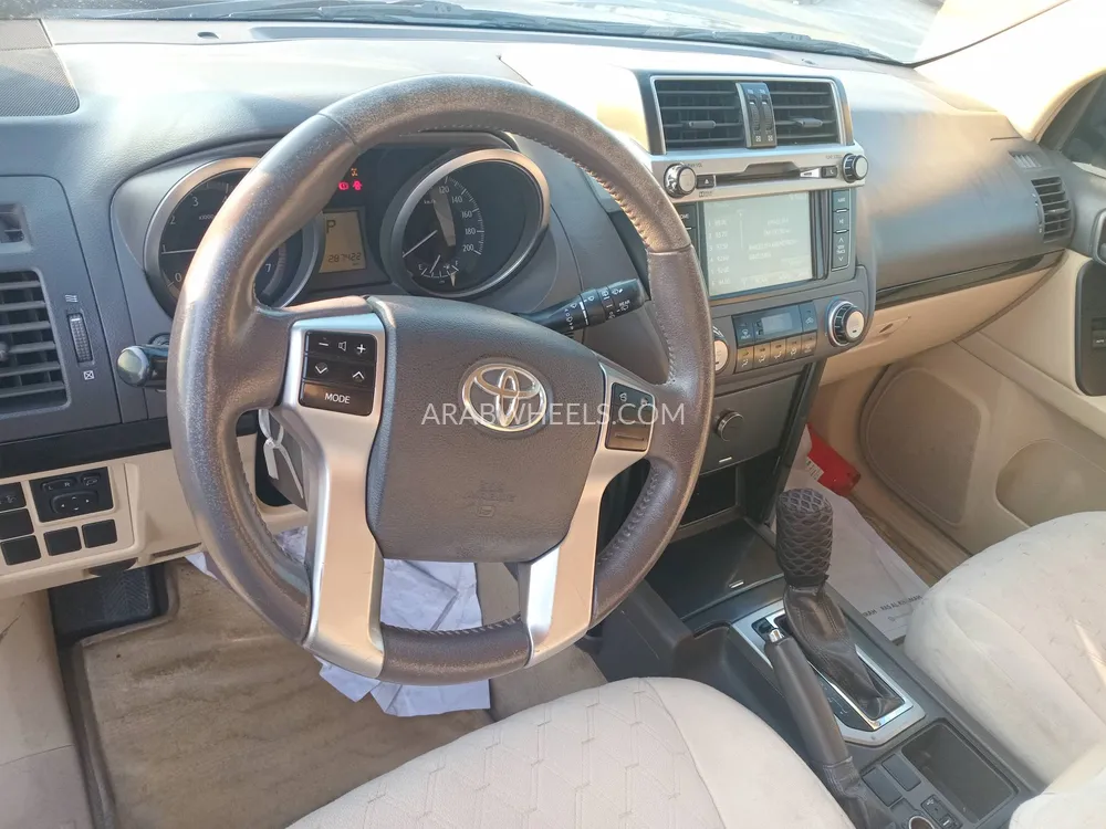 Toyota Land Cruiser Prado 2015 for Sale in Sharjah Image-12