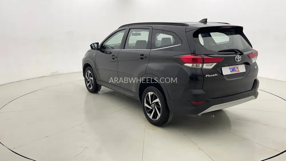 Toyota Rush 2023 for Sale in Dubai Image-5