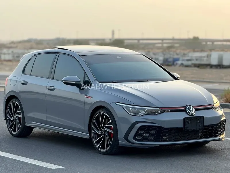 Volkswagen Golf GTI 2023 for Sale in Sharjah Image-6