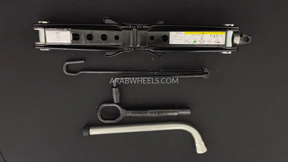 Volkswagen Teramont 2022 for Sale in Dubai Image-28