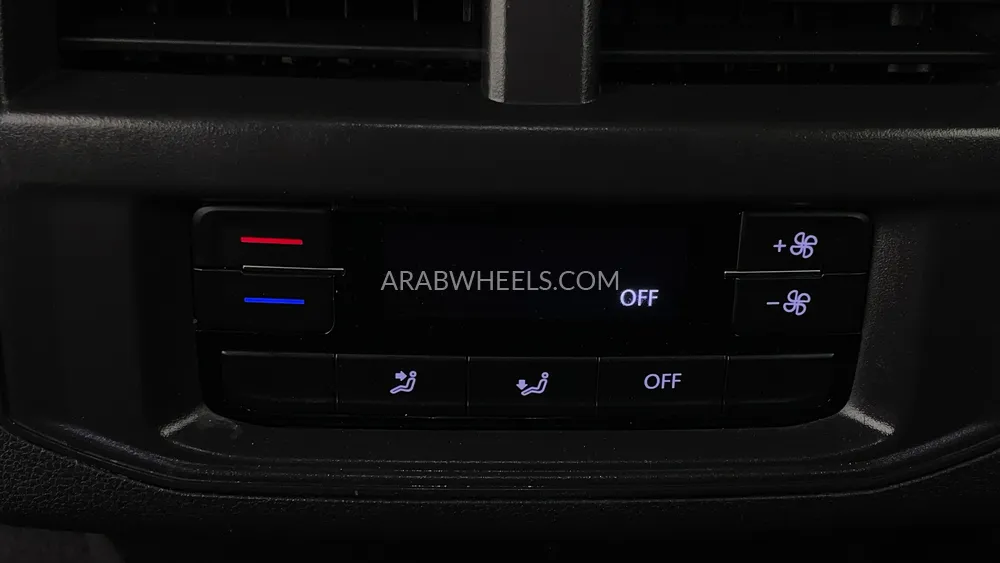 Volkswagen Teramont 2022 for Sale in Dubai Image-38