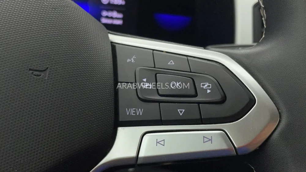 Volkswagen Teramont 2022 for Sale in Dubai Image-40