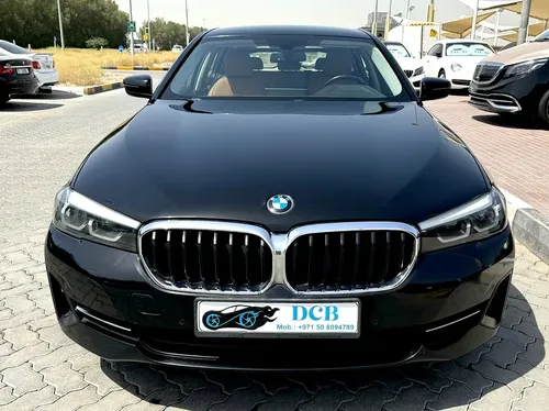 بي إم دبليو الفئة الخامسة 520i 2022 for Sale