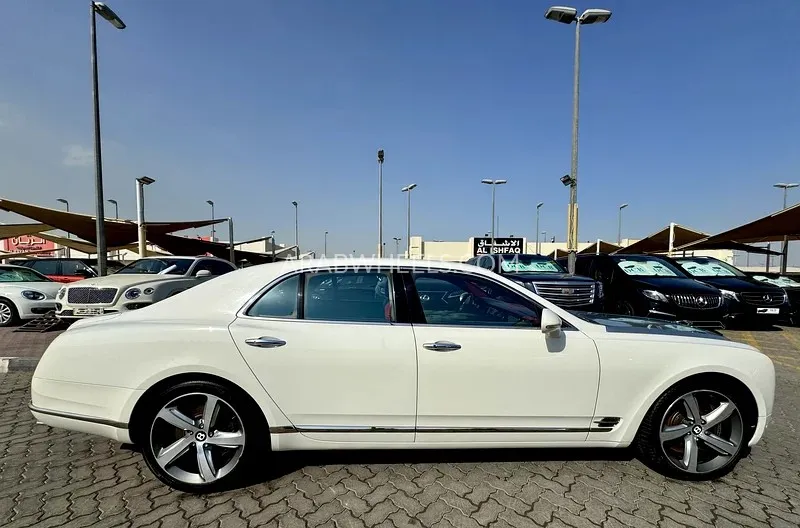 Bentley Mulsanne 2013 for Sale in Sharjah Image-7