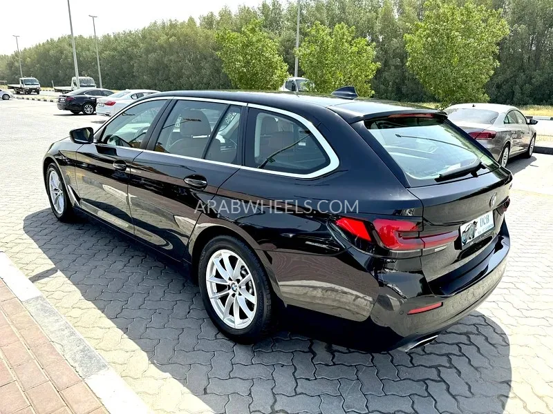 BMW 5 series 2022 for Sale in Sharjah Image-8