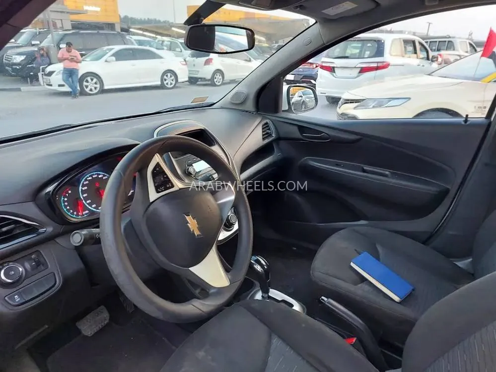Chevrolet Spark 2017 for Sale in Sharjah Image-9