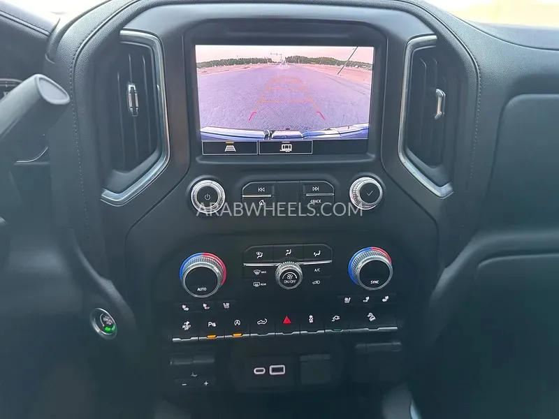 GMC Sierra 2022 for Sale in Sharjah Image-7