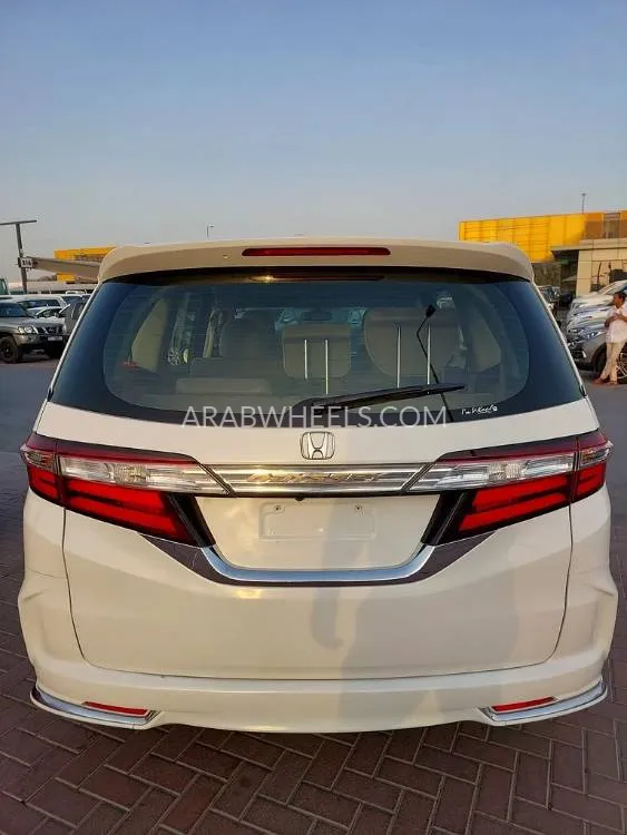 Honda Odyssey 2019 for Sale in Sharjah Image-19