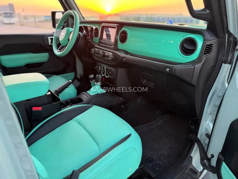 Jeep Wrangler 2023 for Sale in Sharjah Image-6
