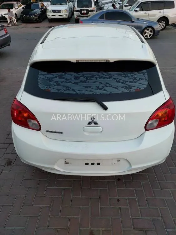 Mitsubishi Mirage 2014 for Sale in Sharjah Image-6