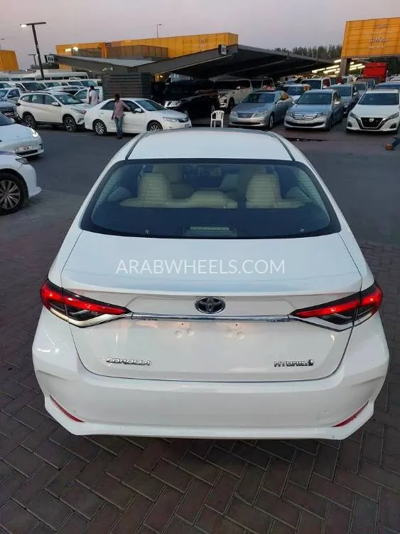 Toyota Corolla 2020 for Sale in Sharjah Image-6