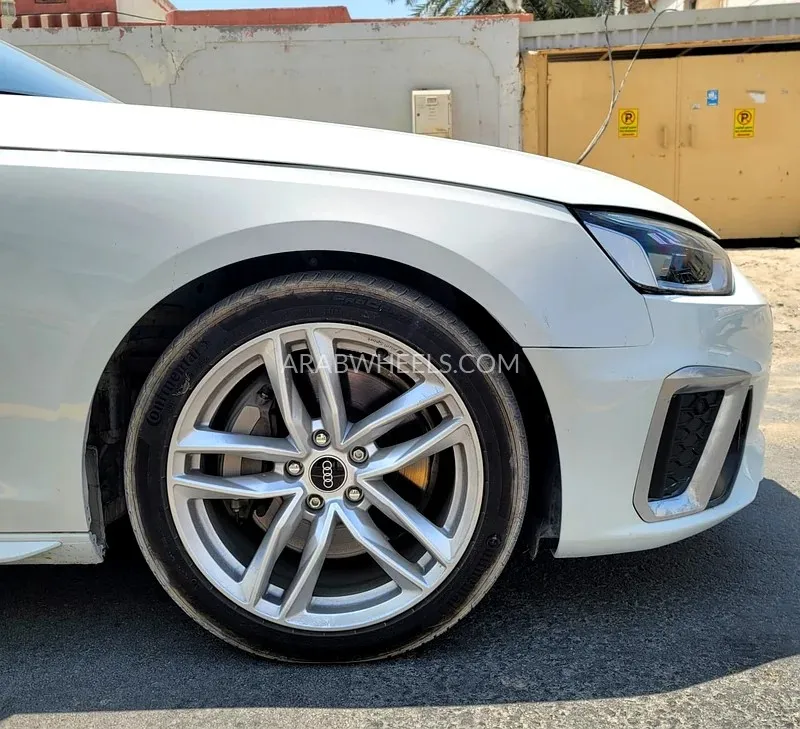 Audi A4 2022 for Sale in Sharjah Image-3