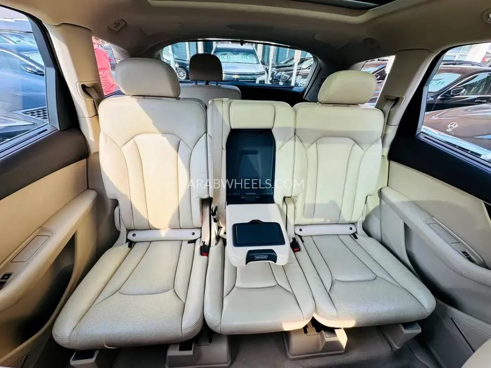 Audi Q7 2016 for Sale in Sharjah Image-15