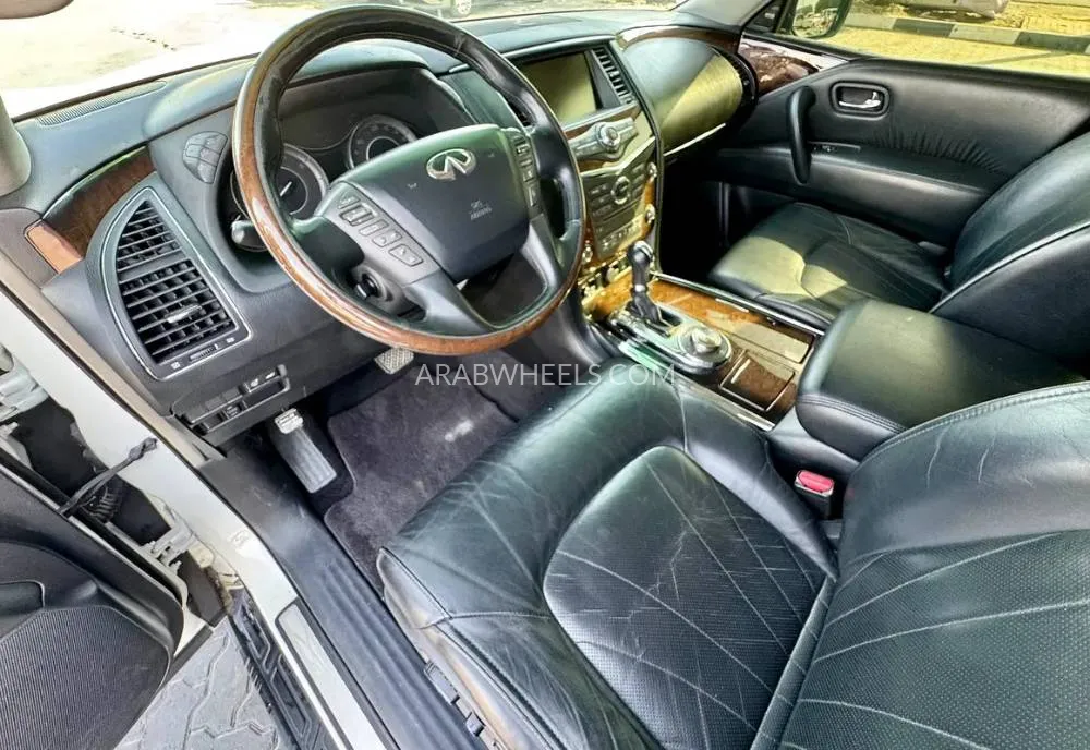 Infiniti QX56 2013 for Sale in Sharjah Image-9