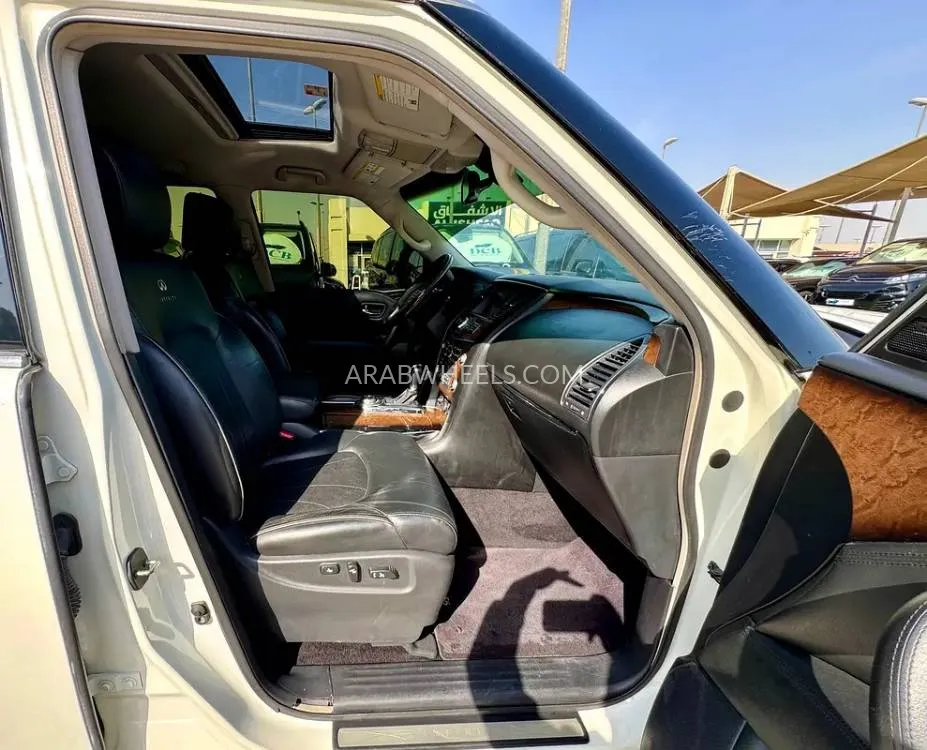 Infiniti QX56 2013 for Sale in Sharjah Image-16