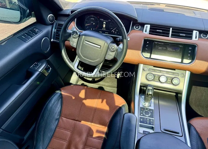Land Rover Range Rover Sport 2016 for Sale in Sharjah Image-11
