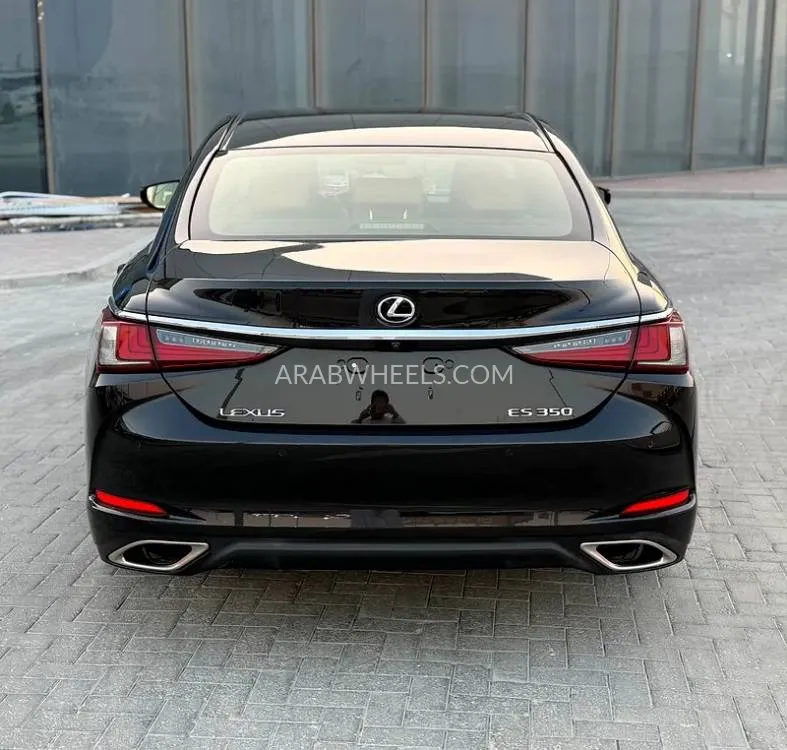 Lexus ES 2019 for Sale in Abu Dhabi Image-9