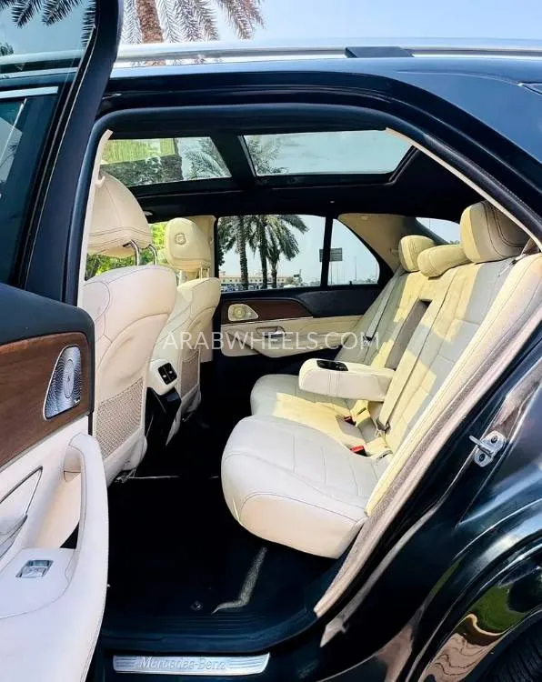 Mercedes Benz GLE Class 2022 for Sale in Sharjah Image-17