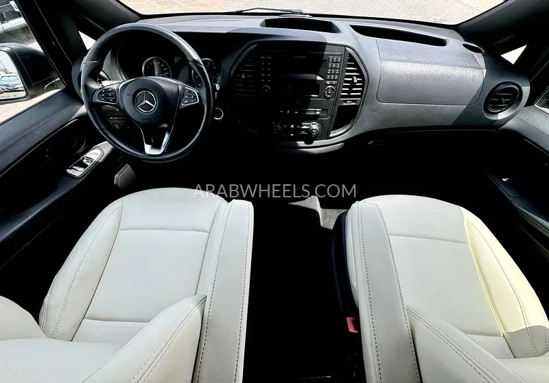 Mercedes Benz Vito 2020 for Sale in Sharjah Image-10