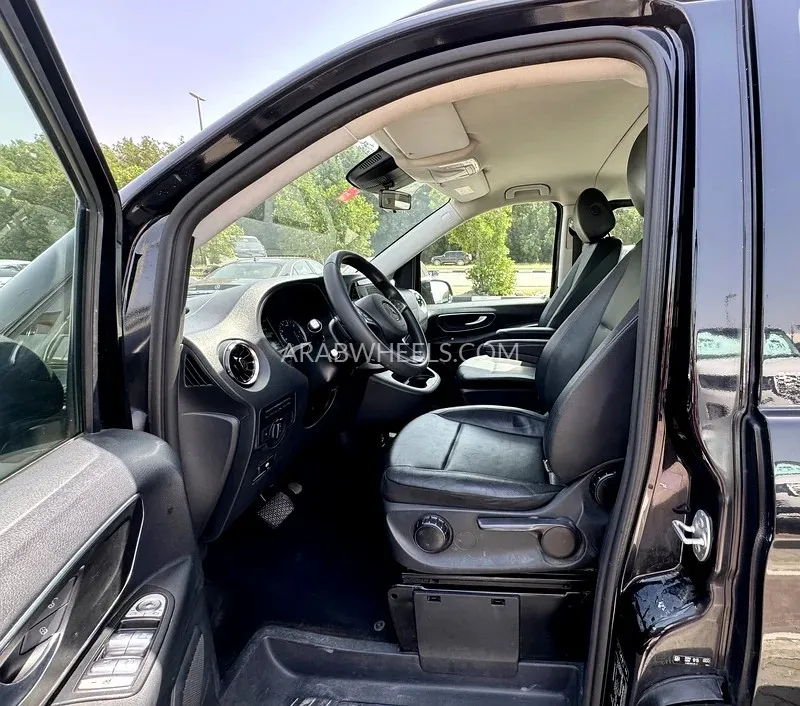 Mercedes Benz Vito 2021 for Sale in Sharjah Image-8