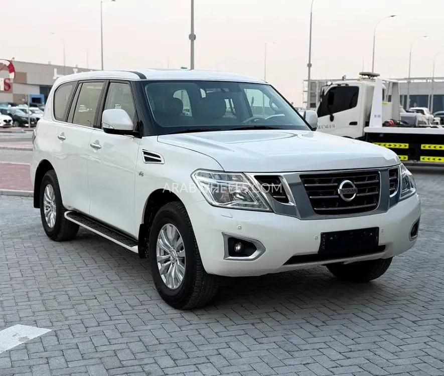 Nissan Patrol 2019 for Sale in Abu Dhabi Image-2