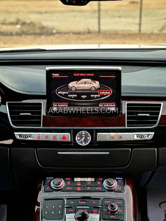 Audi A8 2014 for Sale in Abu Dhabi Image-14