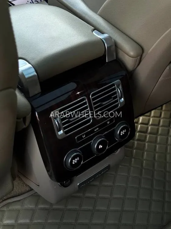 Land Rover Range Rover 2015 for Sale in Abu Dhabi Image-3