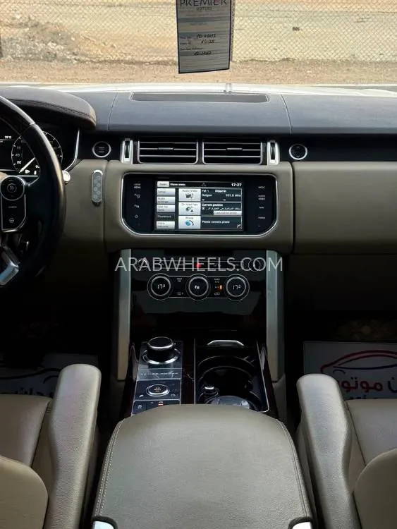 Land Rover Range Rover 2015 for Sale in Abu Dhabi Image-13