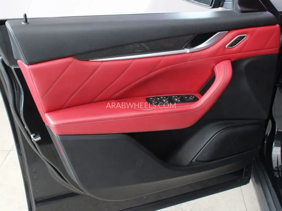 Maserati Levante 2019 for Sale in Dubai Image-7