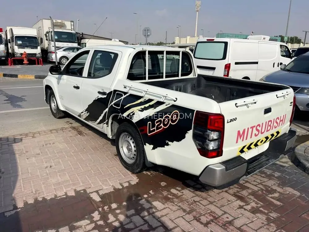 Mitsubishi L200 2021 for Sale in Sharjah Image-5