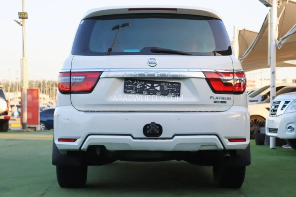 Nissan Patrol 2013 for Sale in Sharjah Image-10